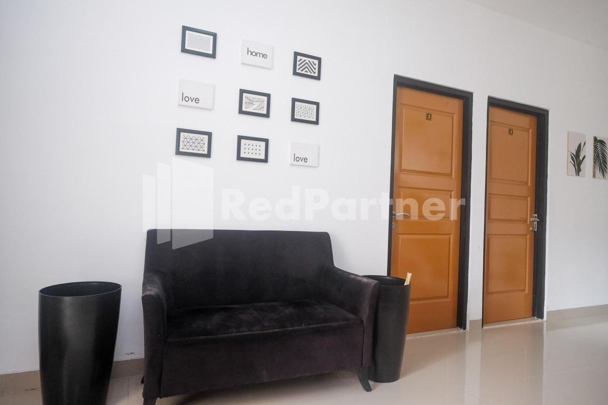 Rumah Daun Timoho Yogyakarta Redpartner エクステリア 写真