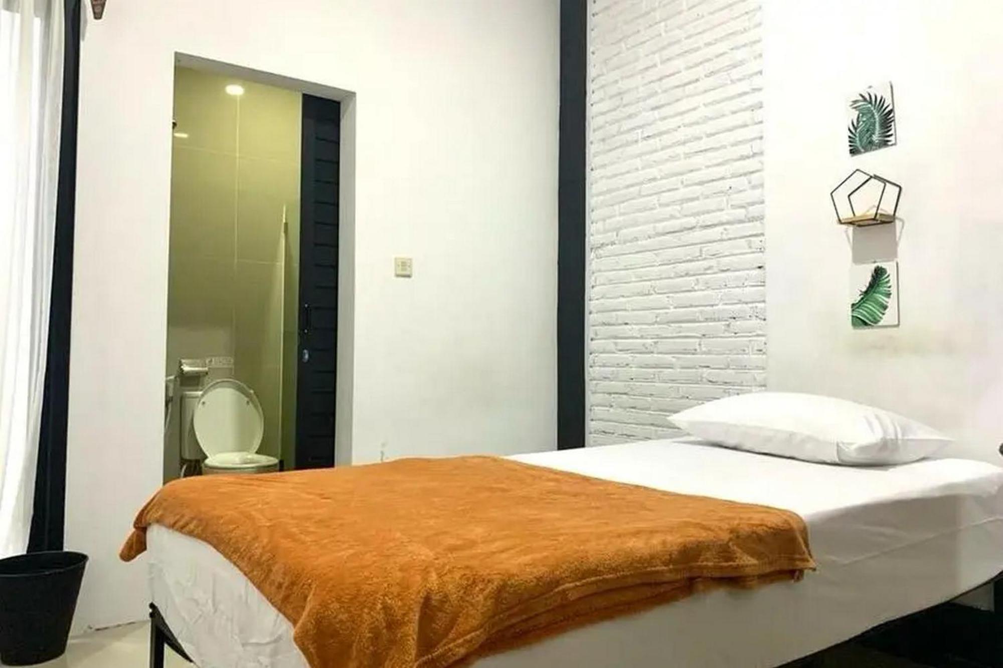 Rumah Daun Timoho Yogyakarta Redpartner エクステリア 写真